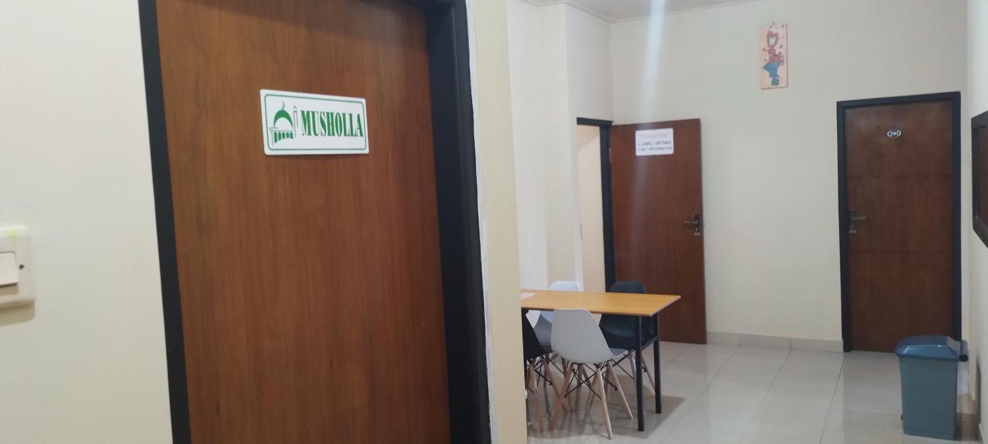 New Kami Homestay Banyuwangi  Exterior photo