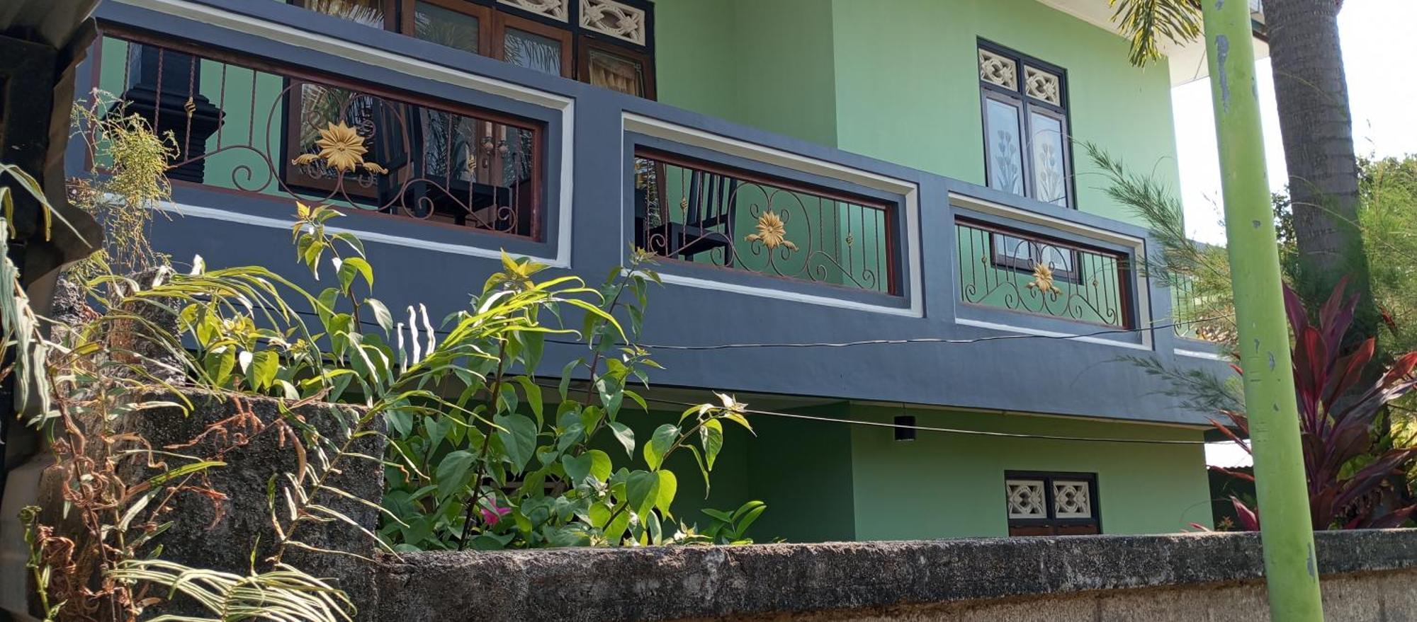 New Kami Homestay Banyuwangi  Exterior photo
